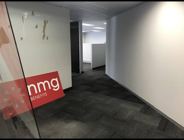 182M² OFFICE TO LET IN TYGER VALLEY